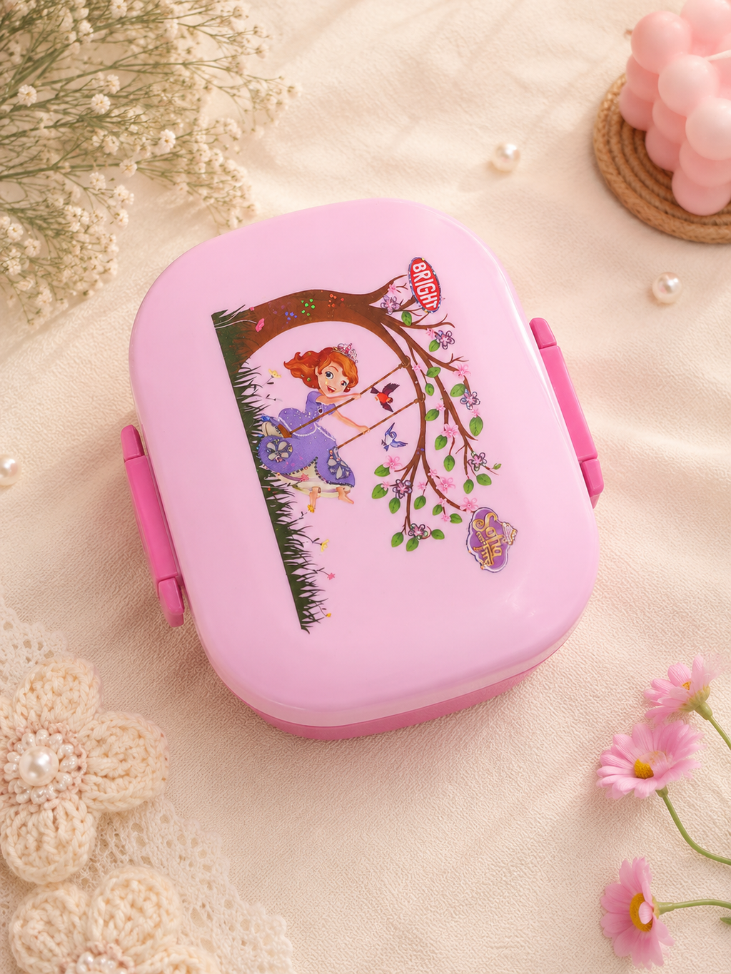 Leak-Resistant Food Storage Container